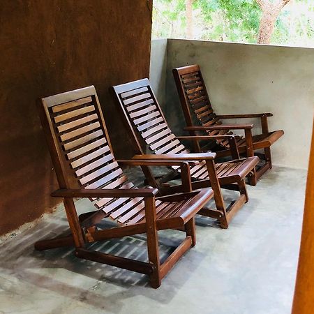 The Summer Corridor - Kataragama Exterior foto